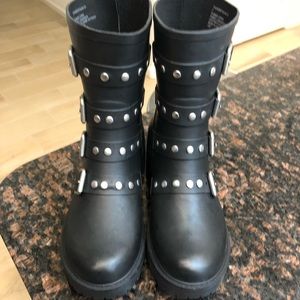 steve madden thunder rain boots